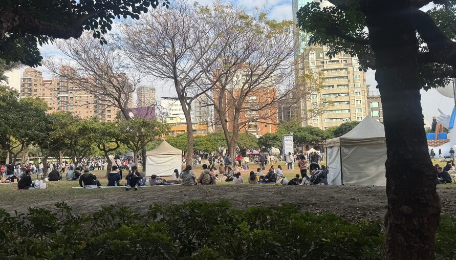 台股量能創高帶動證交稅暴衝　財長明確表態：沒有「還稅於民」制度化空間