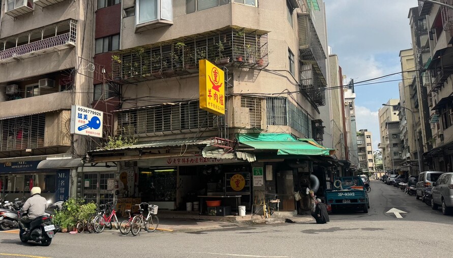 違建拆了誰買單？新北、桃園率先「拆完寄帳單」 屋主怕貴急找工自拆