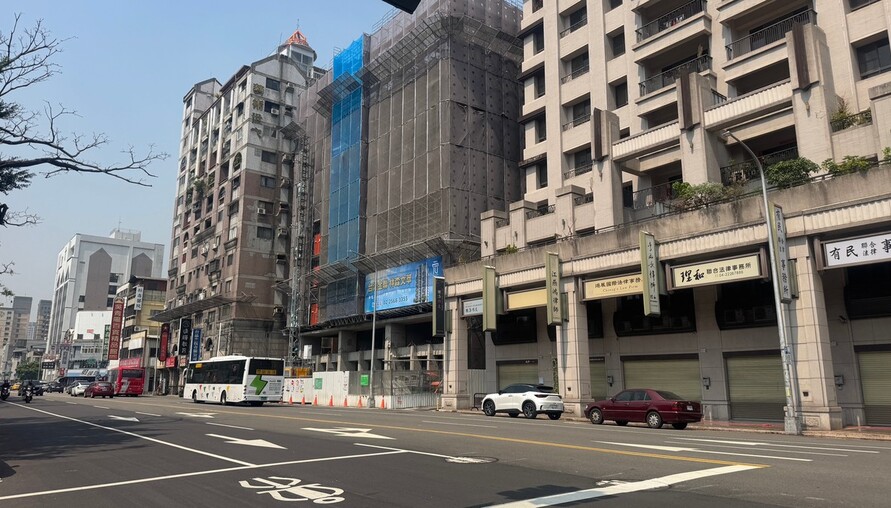 520檔期救不了房市？M編：政策給了緩衝期，現在想出頭，價格先打八折