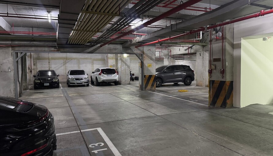 地下室停車位免房屋稅？稅務局：有收費就要繳，沒收費才免稅