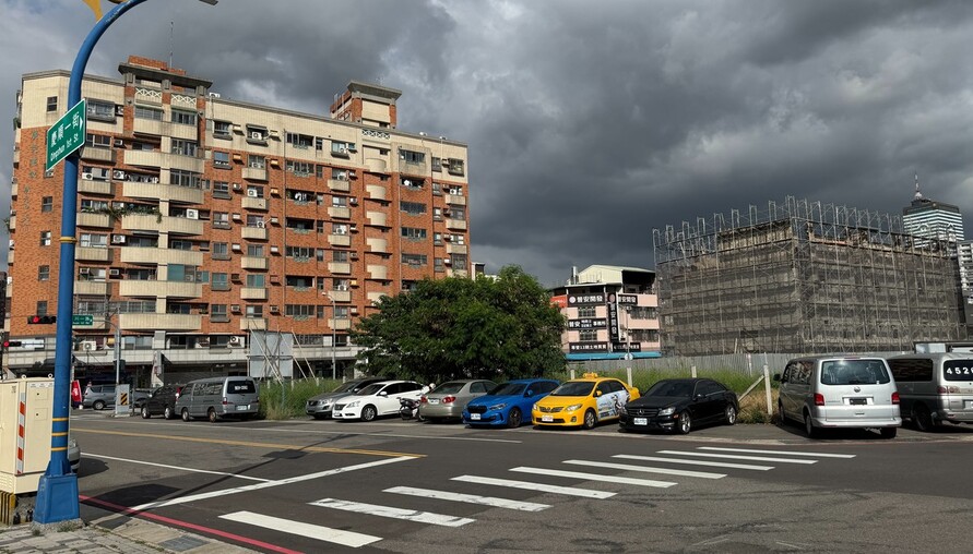 建商「減量經營」效應下半年浮現！專家：土方之亂、建材漲價兩大困境卡死開工