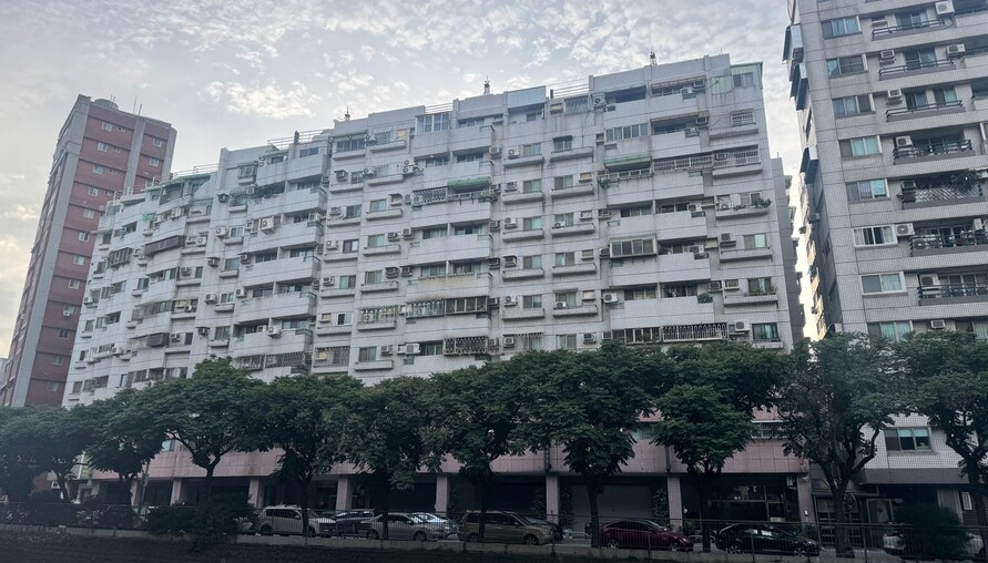 台中法拍破千件，不代表斷頭潮！真正警訊是：房子變多了，買的人變少了