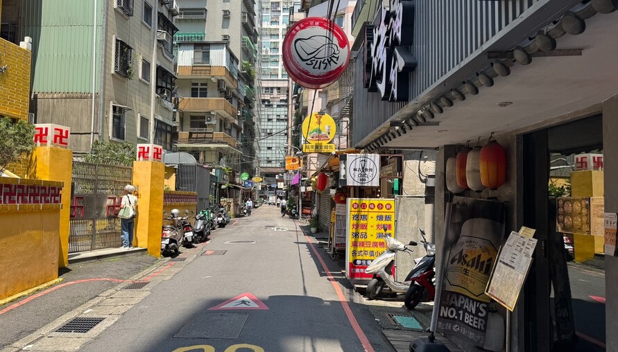 股市熱、房市冷！AI推升GDP衝9.33% 富哥：台股創新高是AI的，房市冷清清是央行的