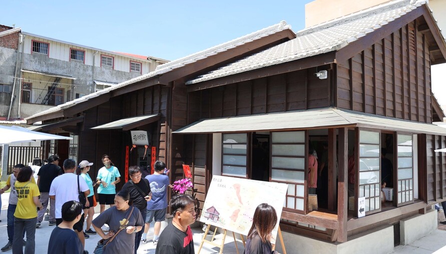 二崙分駐所眷舍修復重生 文學前導展登場 張麗善：打造二崙文學咖啡館
