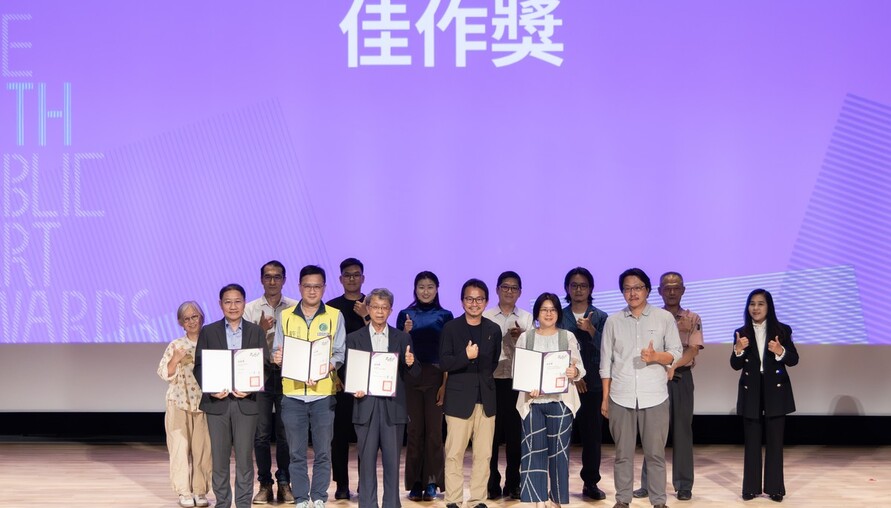 等車也能欣賞藝術！台中豐原轉運中心「運轉城市」獲公共藝術獎　轉動圓盤藏山城故事