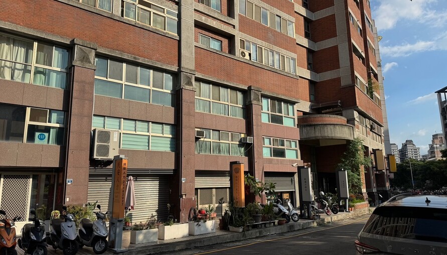 管委會變皇帝？拒當委員罰5千、欠費鎖磁扣 住戶崩潰：連外送都不准上樓！