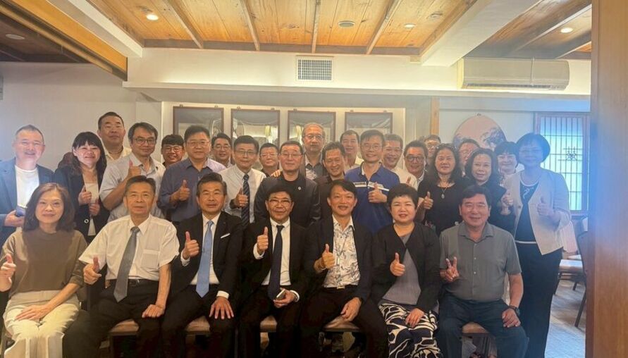 臺中市不動產聯盟協會第六屆第四次理監事聯席會紀實 ——跨界交流與建築美學的完美融合