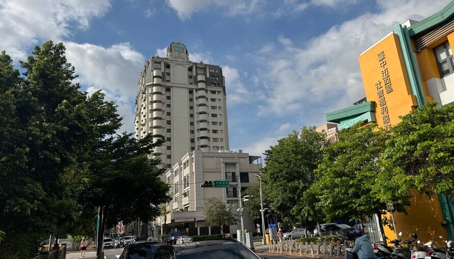 建商降價甘有影?專家揭密:蛋白區砍價15%背後暗藏這些玄機