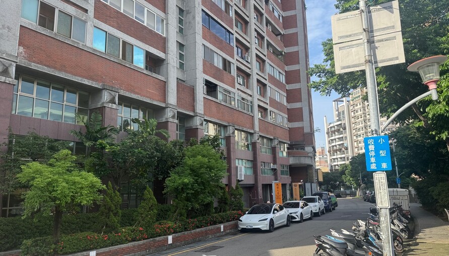 想買又怕跌？房價跌不了的真相：不是供需，而是「共識」