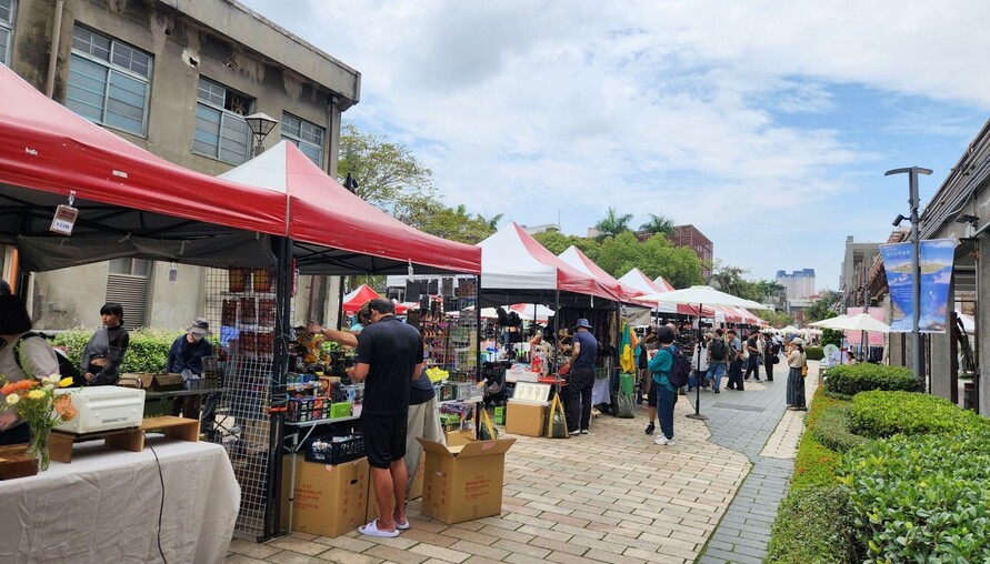 台股房市慘遭雙殺！前7月稅收狂瀉2成 專家警告：美關稅風暴還沒完