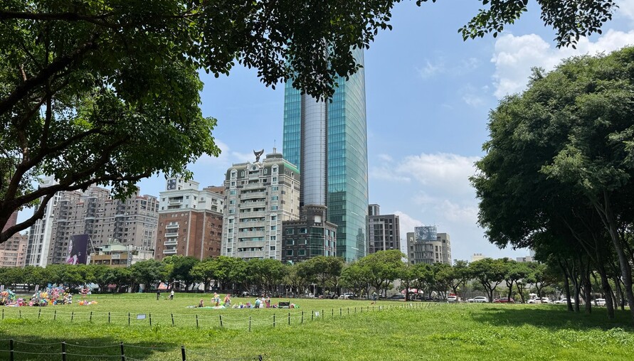 父母房產過戶爭議多！贈與、繼承哪種好？子女必知3大保障策略 