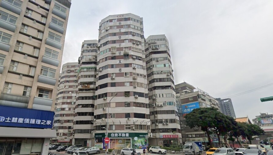 46年士林雙子星大樓重生！220戶社區獲北市補助，啟動外牆整新工程 M傳媒