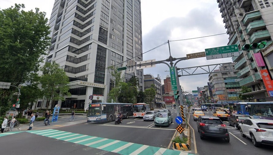 新店30年3房老屋翻修購屋指南：從1980萬開價到安心入住