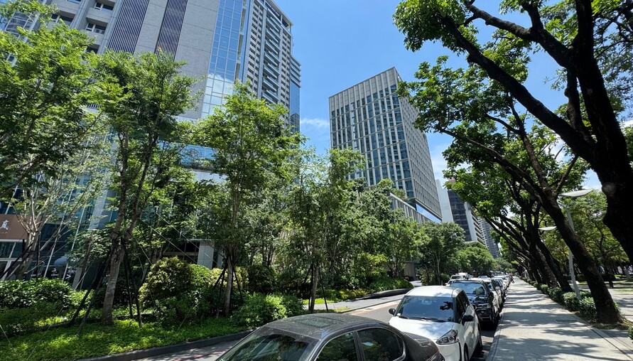 科技蛋白區神話破滅!全台五區房市交易量暴跌逾85%