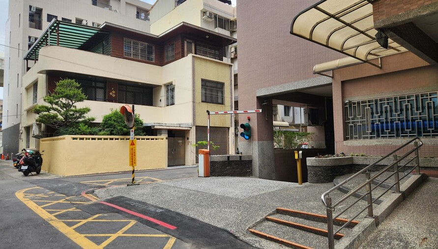 房仲爆潛規則！成交後管委會強索2萬「保護費」 不給就封殺