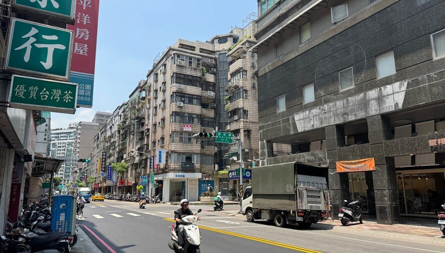 住宅政策三支箭出鞘！老屋延壽、虛坪改革、近零碳建築將重塑台灣房市