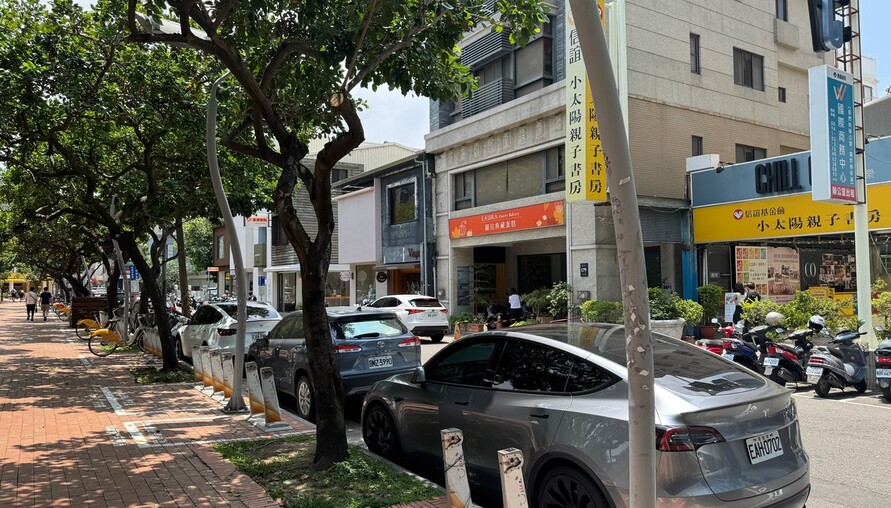 老父分產二選一：2000萬透天厝「得照顧到終老」VS.200萬現金！網吵翻了