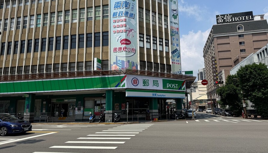 央行硬槓建商豪宅線鬆綁呼聲 楊金龍：資源優先給無殼蝸牛