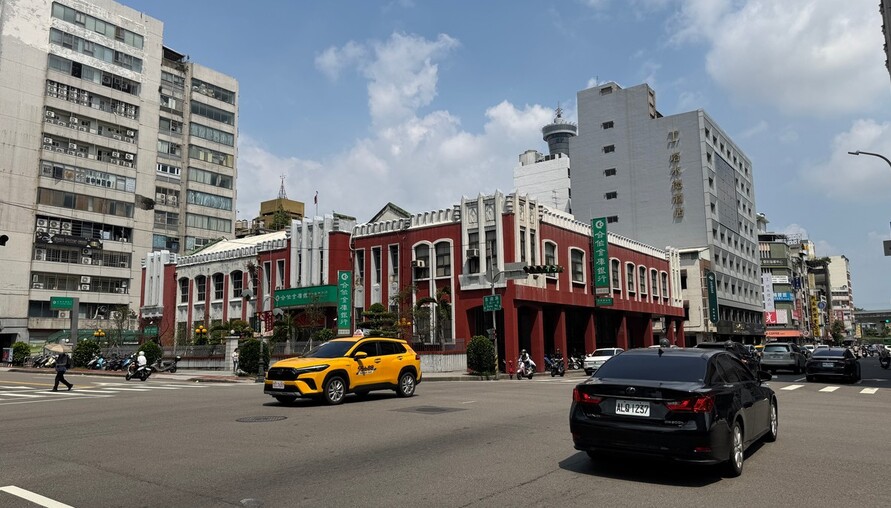房價下修15% = 預售屋斷頭？專家名嘴說法你信嗎?