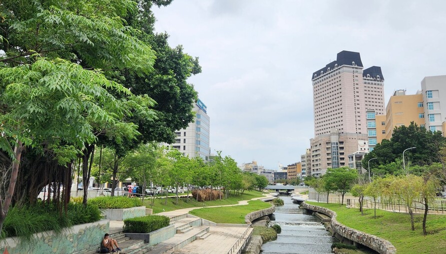 房市驚現「開工熱賣冷」怪象！新成屋恐衝擊中古屋市場 | M傳媒