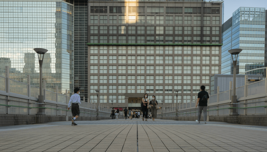 2025 永和房價 VS 板橋房價誰更抗跌？一覽歷史數據與未來走勢！