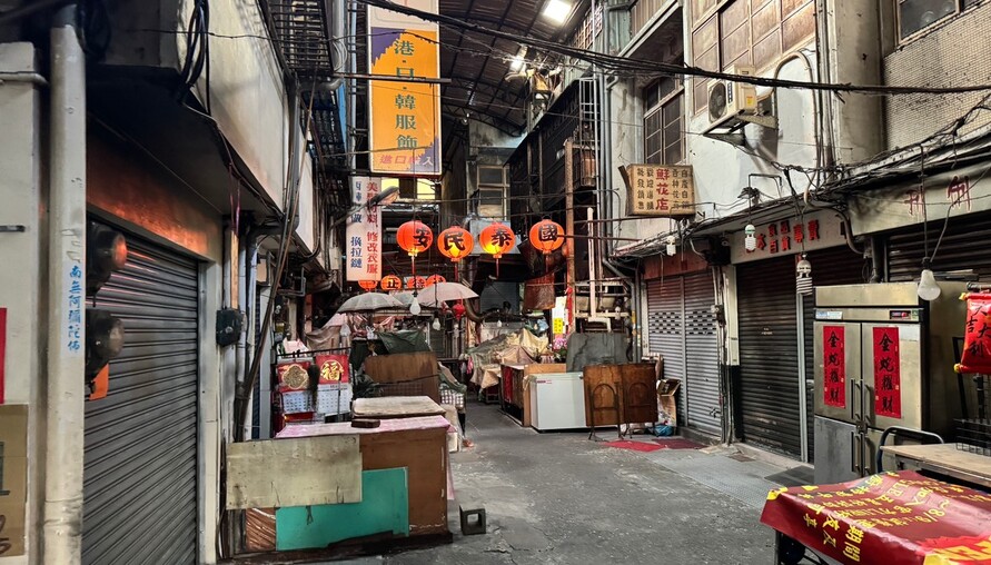 青銀共居夢碎？全台多縣市試辦挫敗 「同居」變「鄰居」成新解方 | M傳媒