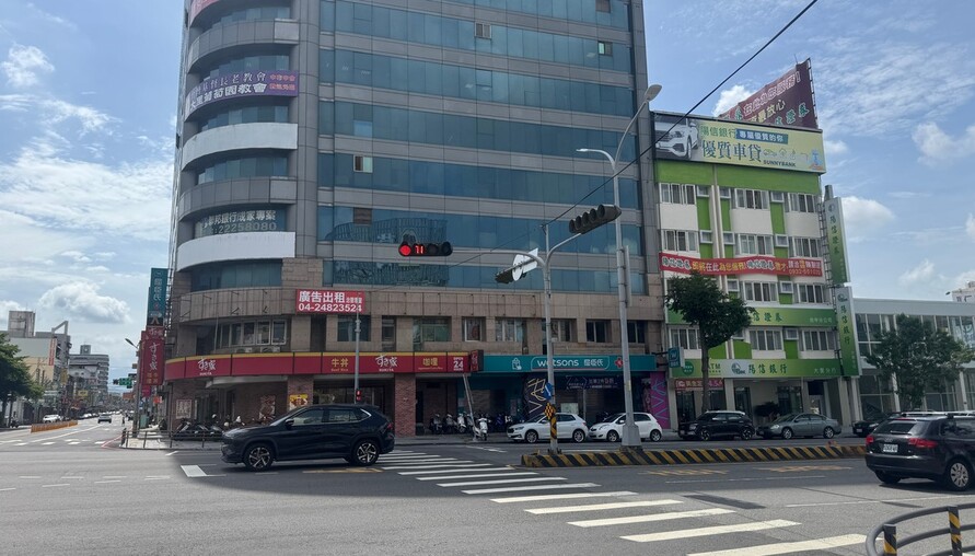 房仲賣房子「球員兼裁判」掀民怨　法條內幕：你以為合法，其實踩線！| M傳媒