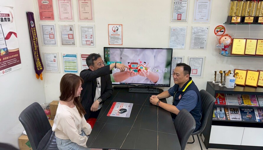 房市觀望熱議：專家揭2026最佳進場時刻，自住族搶先看！ | M傳媒