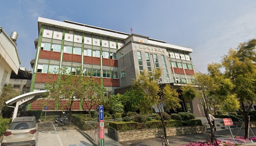 繼承「隱形房產」！父親留下老屋只有稅單，姊弟如何合法過戶？| M傳媒