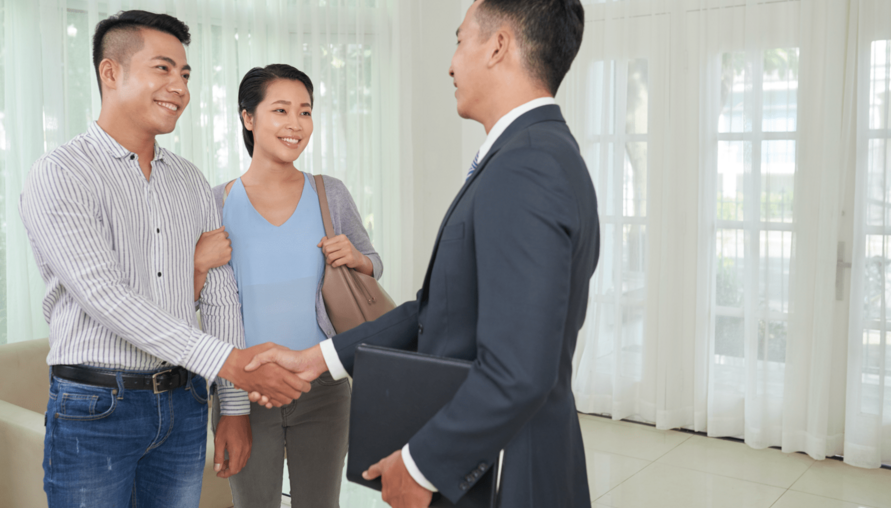 選對房仲少奮鬥！專業仲介 vs. 獨立房仲 vs. 代銷費用模式深度解析，新手必讀的全比較！