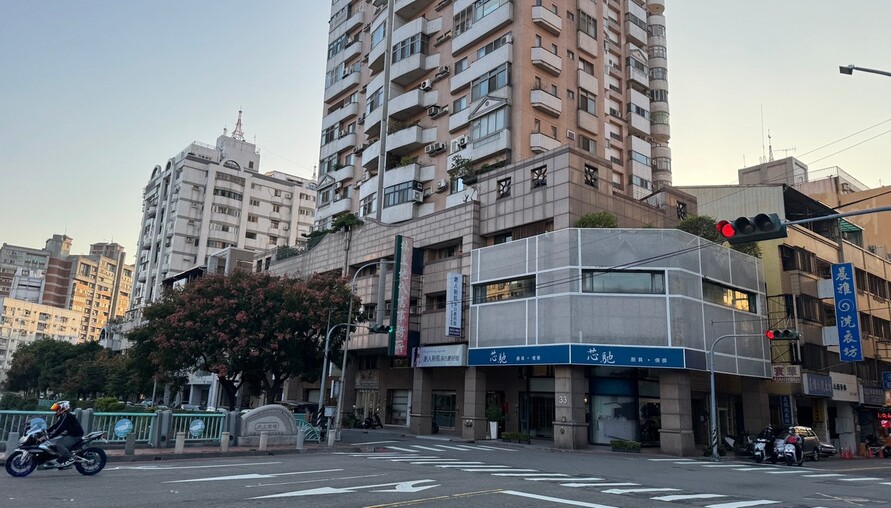 「別家能裝，為何我不能？」陽台加裝外推凸窗，主管機關函文曝關鍵：規約說了算！ | M傳媒