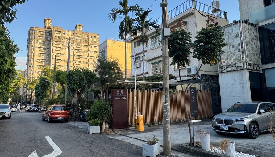 八千億案量的降維打擊：2026年房市生存戰，中小建商的集體告別式？ | M傳媒