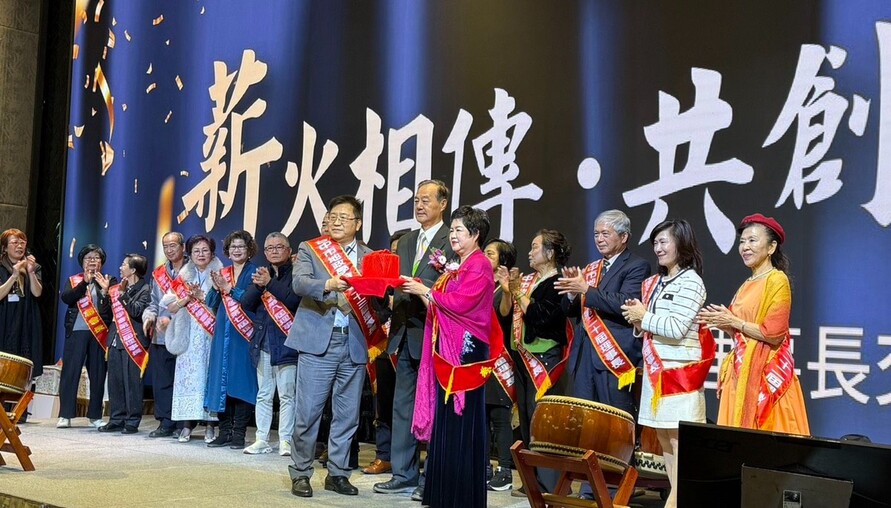 薪火相傳、共創未來 臺中市地政學會第23、24屆理事長交接晚宴隆重登場 | M傳媒