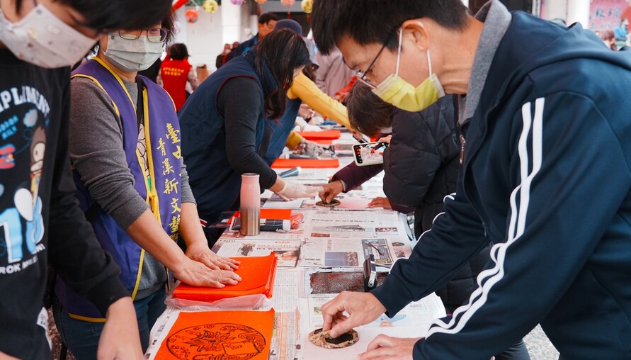 免費索取春聯年畫 台中孔廟駿馬呈祥迎春揮毫1/31登場