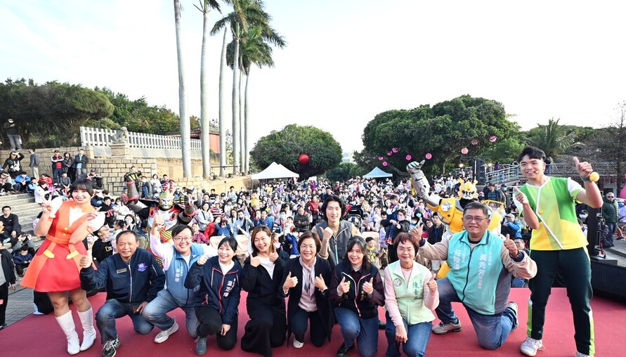 寒假燈場點亮八卦山！「2026彰化月影燈季」出遊首選 馬上開玩