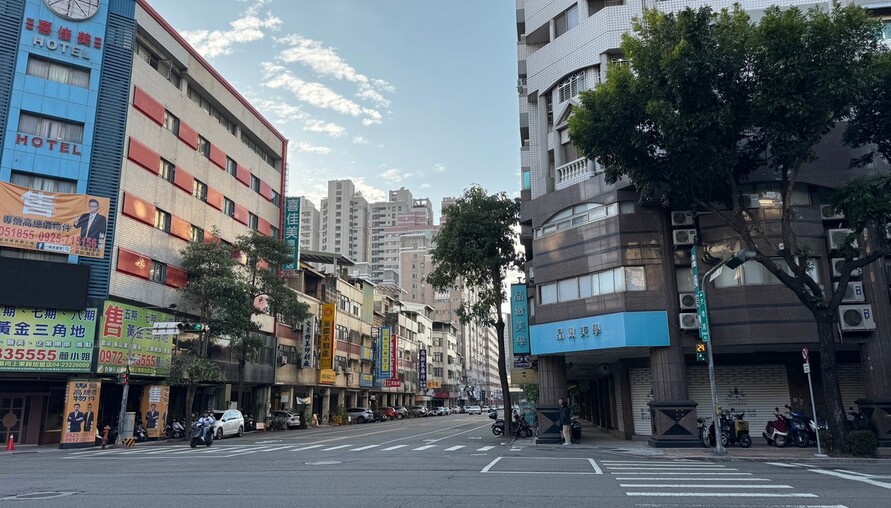 經濟與房市背離的警示：全台房市成交創九年新低，結構性分化成新常態