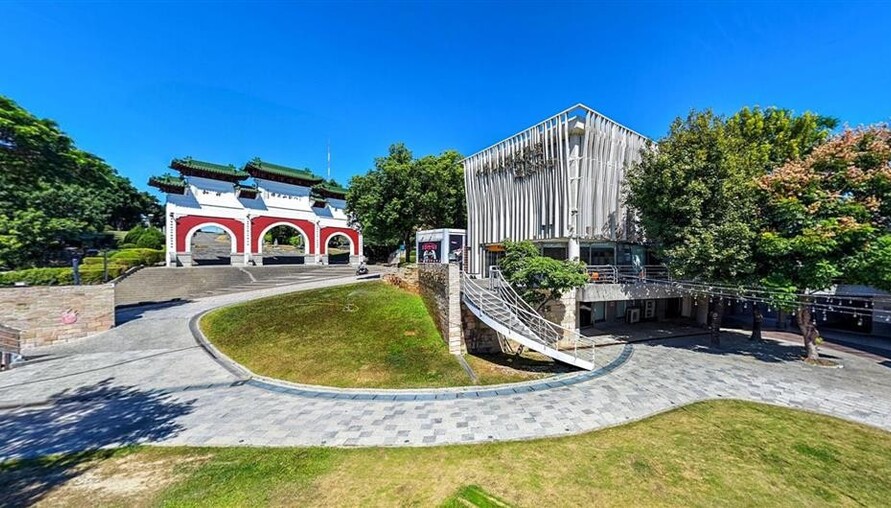 八卦山大佛風景區遊客中心、1895八卦山抗日保台史蹟館、彰化縣旅遊服務中心及彰化縣自然生態教育中心共4處 春節假期營運時間