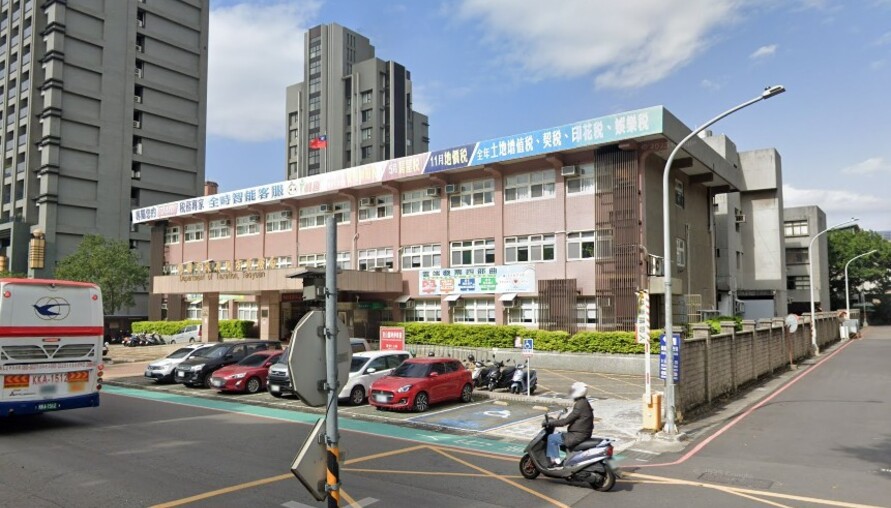 承攬工程合約印花稅怎麼算？先搞懂「含稅」與「實際工程造價」