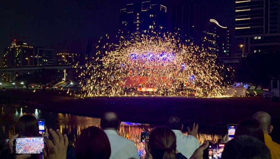 2026新北燈會隆重點燈  嗨玩大都會公園夢幻遊樂場