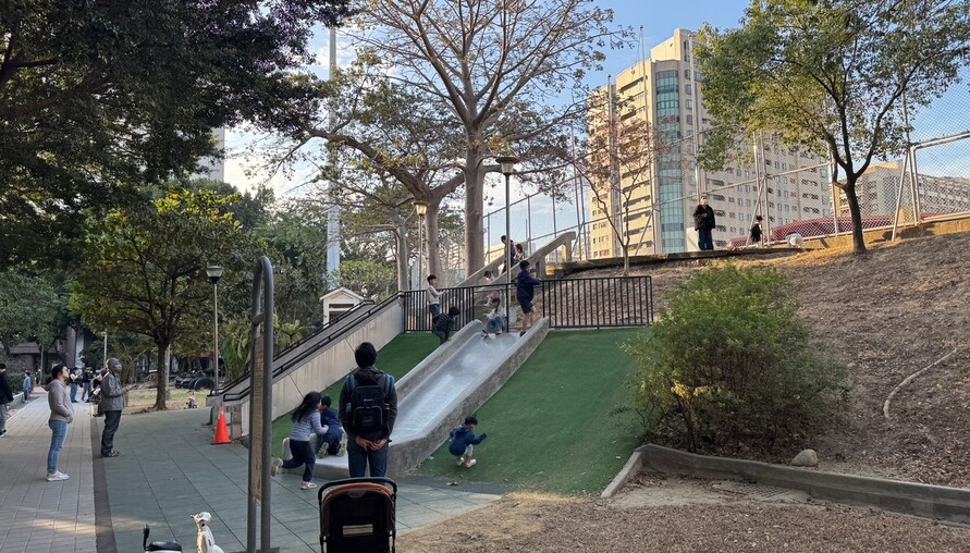 外國年輕人這麼說：不買房、不結婚、不生，等房市崩盤再回來