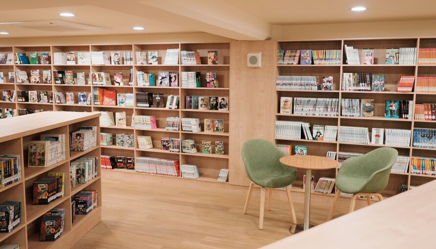 最強閱讀補給站 漫迷新聖地！臺東圖書館青少年閱讀區.漫畫區3/5開放