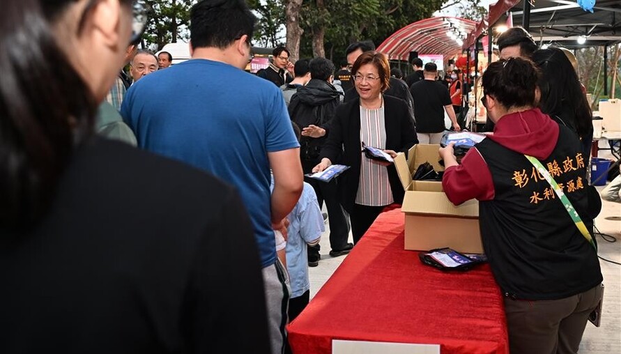 二林溪水綠廊道啟用音樂會 摸彩猜燈謎 熱鬧慶元宵