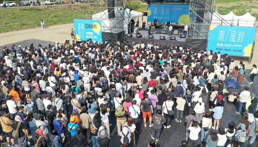 「潮風鈴・黃花瘋音樂市集」浪漫登場 黃敏惠市長同場李雅英揪民眾共享春日浪漫