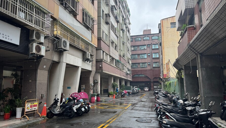 社宅政策轉彎！25萬戶直接興建縮水，包租代管能補位嗎？