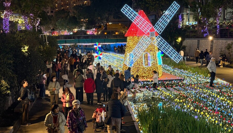 白色情人節浪漫加碼 中港光雕快閃活動即將登場