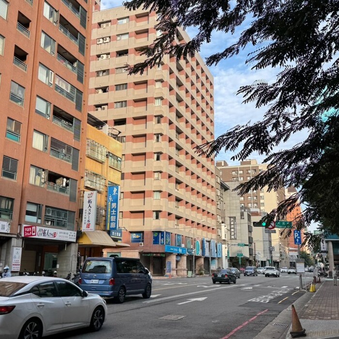 管委會權力比屋主還大？養寵物、封陽台、裝充電樁都被擋　專家揭合法關鍵