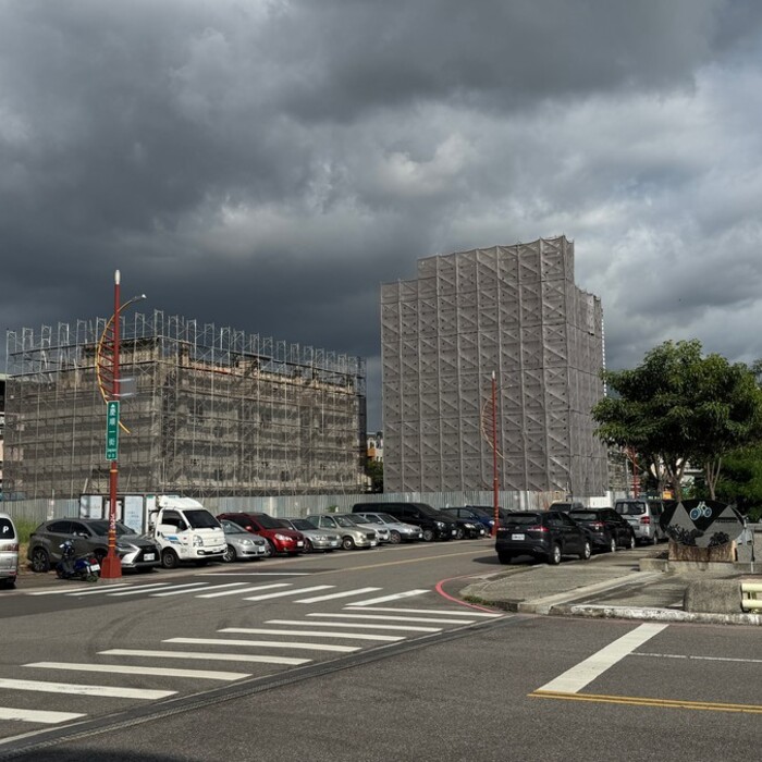 政府要買我家土地，沒印鑑證明不能過戶？網友急問　專家：先看是「價購」還是「徵收」