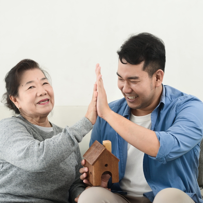 父母給房子，贈與、買賣還是繼承怎麼選？