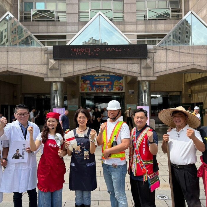 台中藍軍「新議政聯盟」8議員聯合登記 喊出「團隊作戰」取代單打獨鬥