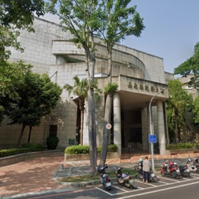 別以為「臨時搭建」就能免稅！嘉義縣稅務局提醒：工務所、停車棚都算房屋稅課稅範圍